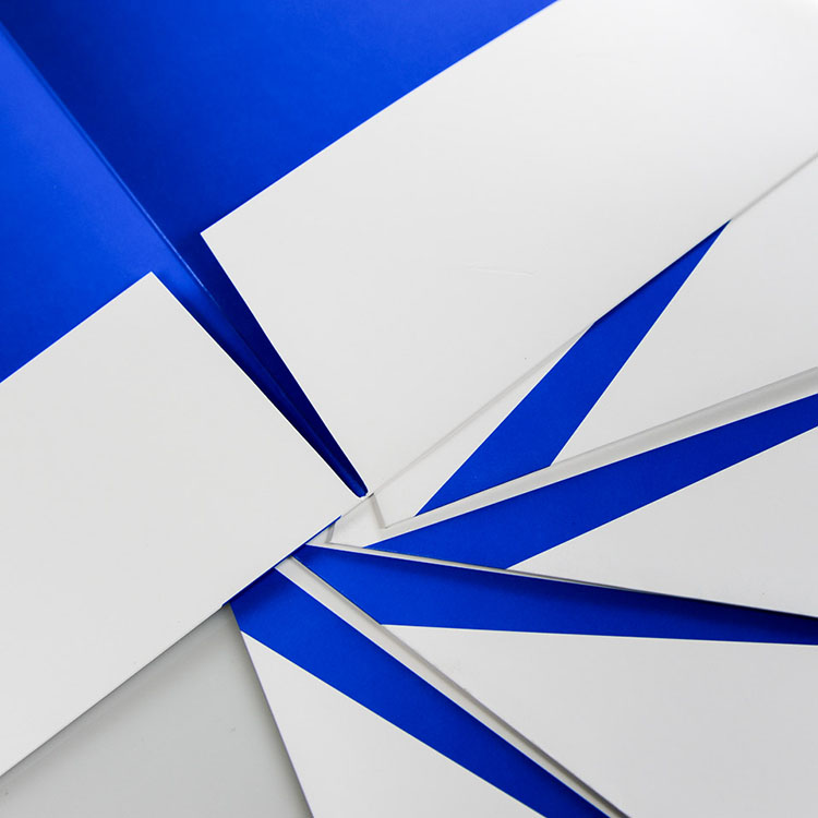 Pinnacle Bank Presentation Folder